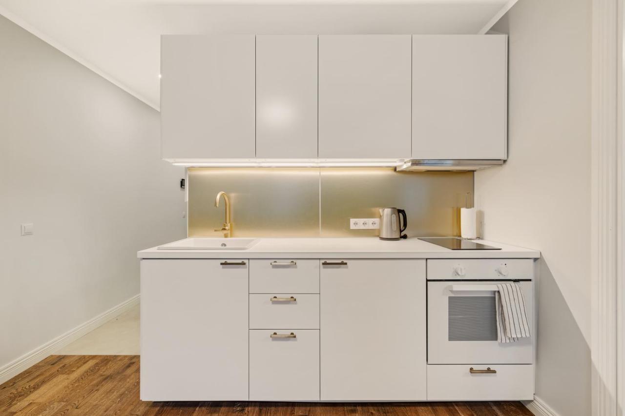 Apartamento Charming 1Br In Superb Location, Free Parking & Wi-Fi Tallin Exterior foto